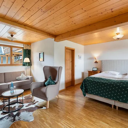 Schlehdorn Hotel 4*