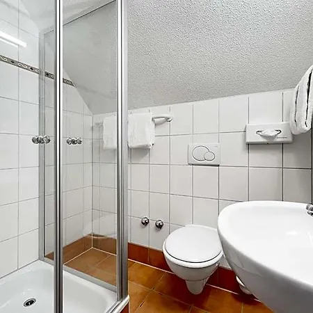 Schlehdorn Hotell 4*
